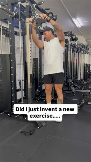 “Did I Just Invent a New Exercise….. Here’s a little biomechanical twist: I planted myself in a deep squat, back against the cable machine, and hit a heavy V-bar tricep extension at about a 15-degree angle. Here’s my take one why it hit different? By stabilizing my shoulders this way, I really let the long head of the triceps take the spotlight. More stability at the shoulder meant more direct force application and a unique mechanical challenge for that long head. The tricep pump was HUGE after 