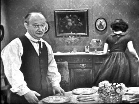 ''The Goldbergs'' - 4 May 1954