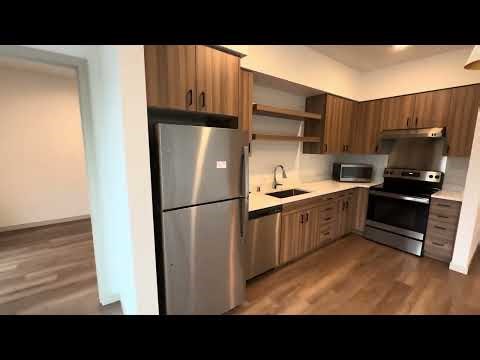 Unit 332 corner 2x2 1048sqft