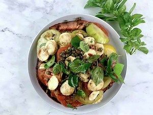 Tomato Bocconcini Salad - a dinner saviour!