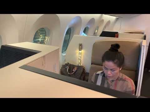 ETIHAD 787-10 Business Class View