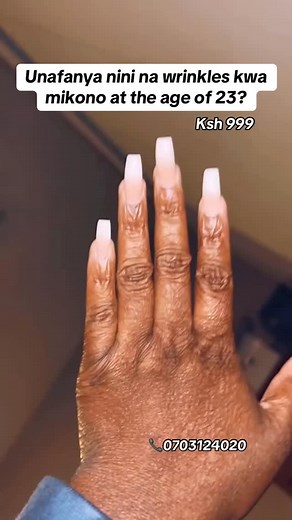 Retinol hand cream on offer now at ksh 650 Normal Price :ksh 999 ✅Promotes youthful looking hands by reducing wrinkles and fine lines ✅Improves skin texture making the hands smooth and soft ✅Brightens age spots ✅Firms skin ✅Deeply hydrates hands locking in moisture 📍Location: Digital mall 2nd floor F13 📞0703124020 🕒Open mon to sat 9am -7pm 🚘Delivery countrywide #handcream #retinolhandcream #retinolskincare # | thebeautyshop.ke