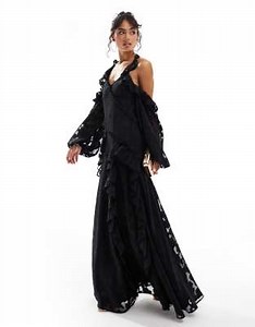 ASOS DESIGN - Robe longue à volants et épaules nues en jacquard fleuri avec encolure cache-cœur - Noir | ASOS