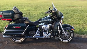 2001 ultra classic. 31k miles. Jade green. Clean! Only $6990! | Integrity Cycles