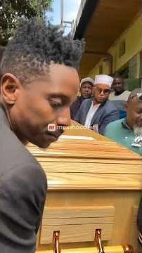 Fred Omondi's body viewing at the University Of Nairobi Chiromo Funeral Parlour.