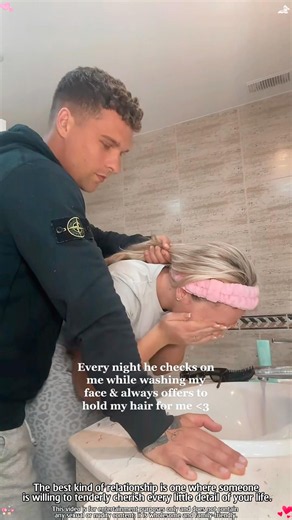 “Acts of Love That Will Melt Your Heart 🥹💖” #HusbandLove #Heartwarming #MarriageGoals