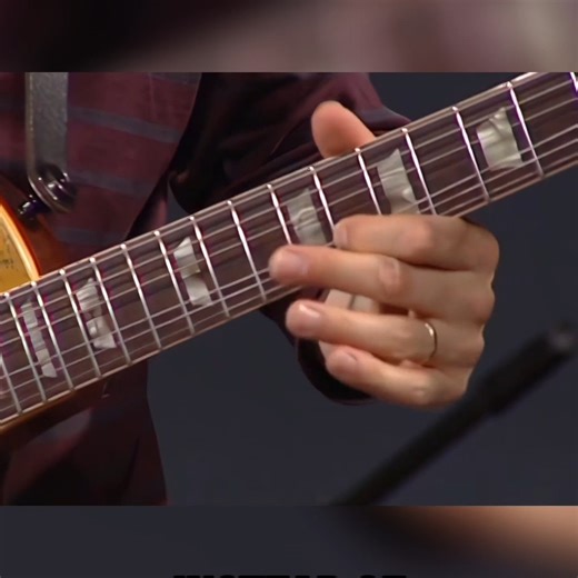 Jazz Legend Lessons on Instagram: "Robben Ford's masterclass at jazzlegendlessons.com Use Code "LEGEND" for 25% OFF Limited Time! Link In Bio --- #jazz #jazzmusic #jazzguitar #jazzguitarist #jazzmusician #jazzperformance #jazzguitarlesson #guitarlessons #guitarchord #guitarjazz #guitar"