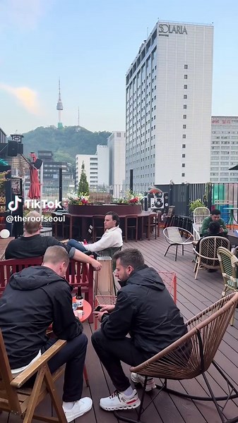 The Roof Seoul: A Hidden Rooftop Bar Experience