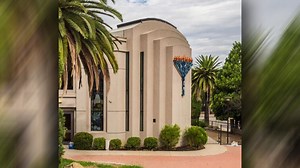 One person dead in San Diego synagogue shooting