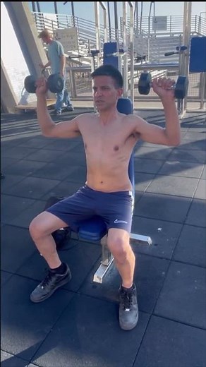 Train Like a Legend: Full Shoulder Workout at Muscle Beach, California