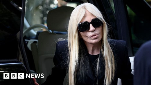 Mourners pay tribute at public viewing of Giorgio Armani's coffin