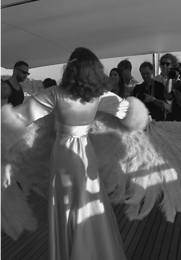 Dancing for the beautiful Dylan and Anthea’s wedding reception on Sydney Harbour @Du Jour Events & Decor #weddingreception #sydneyharbour #burlesquedancer #featherfans #brookebird