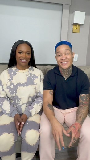 I gave her the new sign name. 😁 she always flipped her hair 🤣 She now knows her sign name 🙌🏽 what a blessing to work with you. Kandi, keep learning the sign language for our deaf and hard-of-hearing community. You got this @kandi @shothechi #eyecandy #thechi #asl #reelsfacebook #🙌🏽 #TheChi | Drizzy Breezy