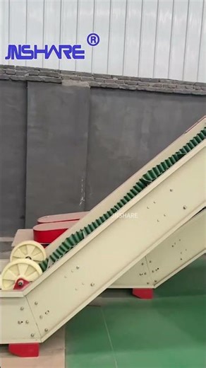 High-angle belt conveyors, conveying equipment for pellet production lines.#pelletmill