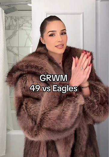 Eagles vs 49ers: Game Day with Olivia Culpo