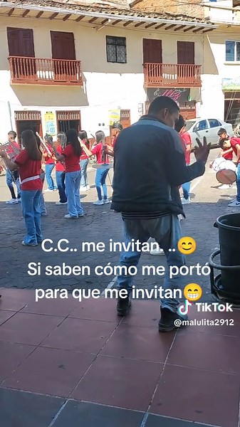 Videos de 🦭🫧Luuu🦭🫧 (@malulita2912) con “sonido original - Dj Dash Peru”