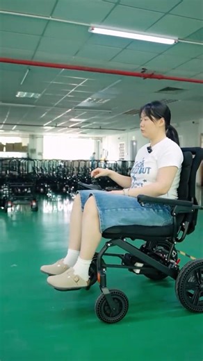 Lightweight Folding Wheelchair