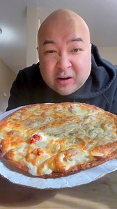 Trying Rebel Lobster's Lobster Pizza #lobsterroll #lobsterpizza #foodreview | Tony Cu