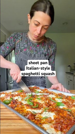 sheet pan italian-style spaghetti squash #healthyrecipes #lasagna