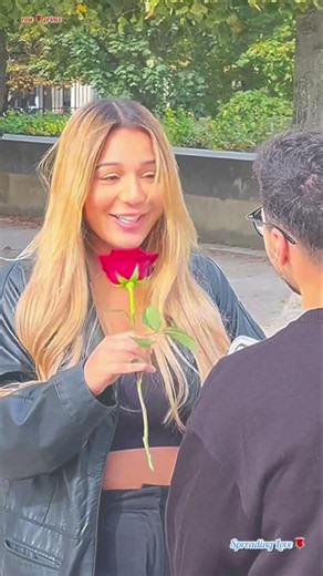 A Small Gift, Big Joy🥀🔐 #Surprise #Flowers #Smile #Kindness #GoodVibes #specialtouch #wonderful