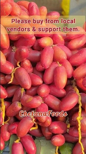 What you call this juicy FRUIT in ur area?🤔 Eetha Pallu or Raw Dates?🤔 #shorts #khajoor #dates