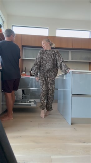 MORGAN LARSON FELDMAN ⚡️ | Doing anything to get out of dishes. Oh is there a new @taylorswift album?? Don’t mind if I doooooo 🍽️ 🍷 @avaline 🐆 @aninebingofficial | Instagram