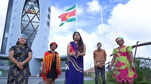 🇸🇷 | Een trots gevoel om Surinamer te zijn! 💪 | Laten wij met z’n allen ons mooi land helpen opbouwen. 🎉 | Wij wensen u allen een fijne #Srefidensi toe. #ZEKERISZEKER | Assuria Verzekeringen