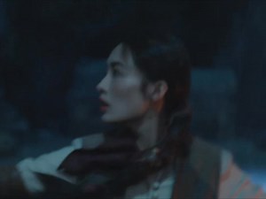 🍒Cinderella fell into a cave and accidentally awakened a thousand-year-old general with supernatural powers 🍒灰姑娘掉落洞穴，意外唤醒千年前的异能将军 📍📺Drama：Thousand Years For You 🤗Welcome to click and watch🙆‍♂ #请君 #ThousandYearsForYou #Chinesedrama #hotdrama | 怦怦甜剧营