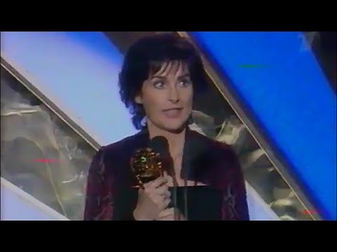 Enya - 'May It Be' at World Music Awards (2002, Monaco)