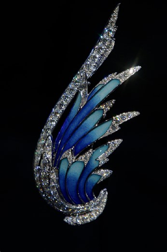 Chaumet unveils its poetic 'Envol' jewelry collection