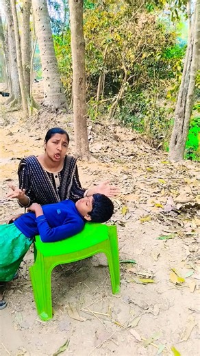 ইজ স্টেশনে ঘুমিয়ে গেছে🤣#funny #funnycartoo #comedyfilms #cartton #comedymovies#cute#comedy#cutebaby