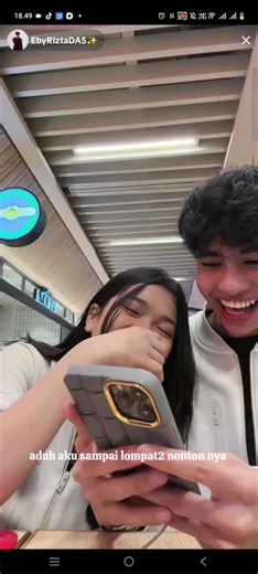 Eby dan Zahra: Seru-seruan di TikTok Live