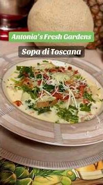 Creamy Sopa di Toscana with Sausage, Kale and Potatoes