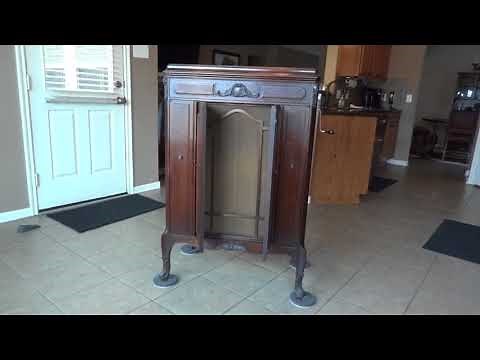 1927 Victor Victrola Talking Machine Model VV8-12 serial #2616