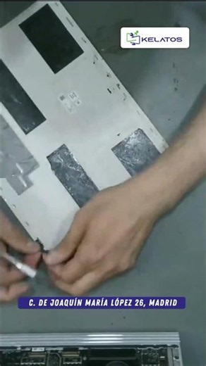 Surface Book: klavye tuşları çalışmıyor mu? Böyle tamir ediyoruz