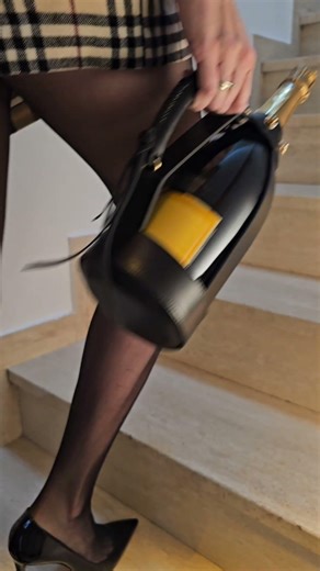 Champagnerflaschen-Tasche. Anfertigung auf Anfrage.