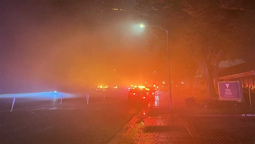 Firefighters battle blaze at commercial building in Arden-Arcade