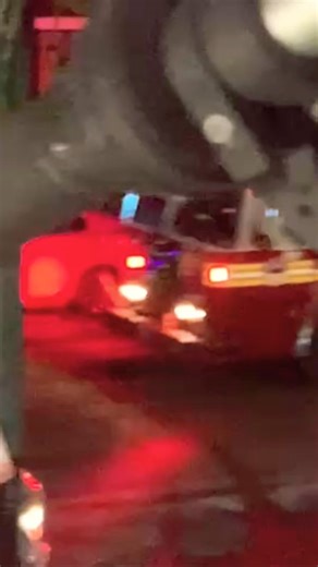 FDNY ladder responding