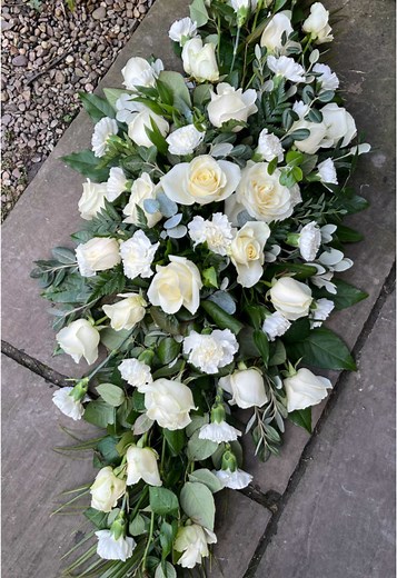 Creating a Beautiful Coffin Spray with Avalanche Roses