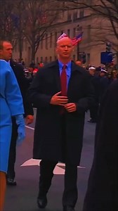 29M views · 286K reactions | Why Do Bodyguards Use Fake Arms? | MCgrboss | Facebook