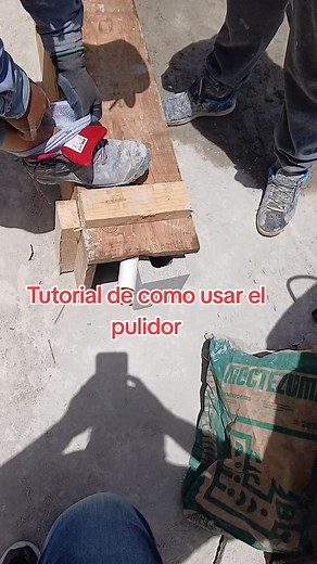 2.9K views · 5 comments | Como usar el pulidor correctamente? Tutorial para evitar accidentes. #albañileria #prevencionderiesgoslaborales | Construcciones Resendiz | Facebook
