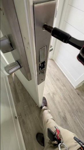 Kaba lock won't lock. #kaba #kabalock #quickkabafix