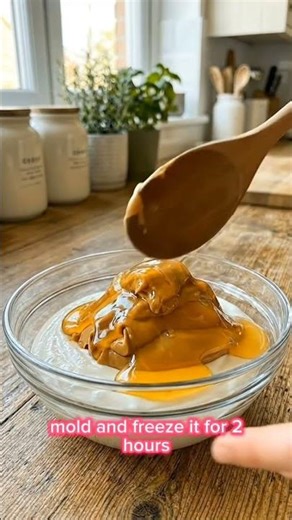 Peanut Butter Fudge / 7g Protein & Only 145 Calories!