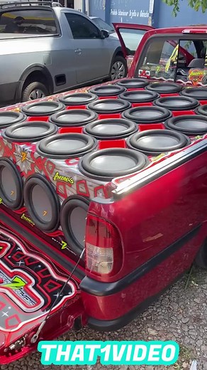 World's Loudest Bass Truck with Subwoofers – Impressive Truck Sound System