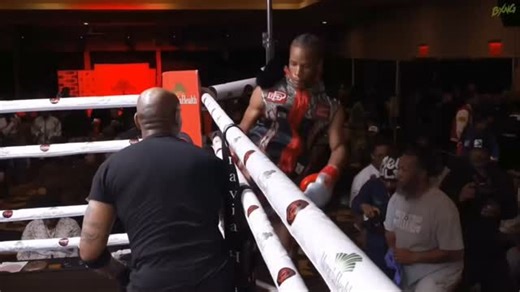 Grandy Twins on Instagram: "17yr old Daniel Grandy facing his 2nd consecutive 33yr old 20+fight Vet. Coming out with another win 2nd rd KO in this bout in only his 4th Pro bout now 4-0 #17yrsold #thefutureofboxing #godsplan s/o @shaq @iamrpd @rdr_boxing @teefybey @bxng.tv"