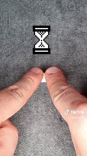 Understanding Pill Size through Close-Up Demonstration