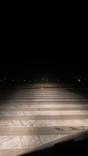 Night takeoff 🛫 at Yangon International Airport Runway 21. ည၁နာရီကနေမနက်၄နာရီ တစ်ညလုံးမအိပ်ပဲမောင်းရတဲ့ဘန်ကောက်ဖလိုက်လေး🥹🥱🥱😴😴ရန်ကုန်မြို့ရဲ့ညမြင်ကွင်း#myanmarairwaysinternational #MAI #cockpitview✈️ #yangoninternationalairport #nighttakeoff #nightview🌌
