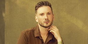 Meet Matt Mathews — the handsome 'platinum star gay' who wants to hear your deepest & darkest secrets