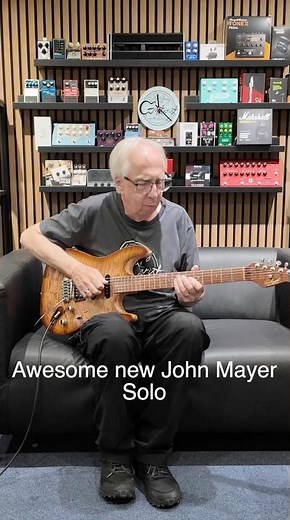 John Mayer solo, phone, keys, wallet❤️