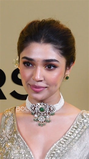 Krithi Shetty, Kritika Kamra and other Attends Esquire Magazine Diwali Party | Bol Bollywood Videos